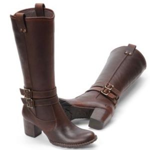 BORN Lewisa Leather Riding Boot, US 9.5/ Euro 41